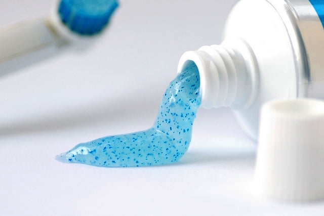 Putzt du deine Zähne mit (Mikro-)Plastik?